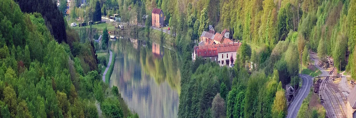 Image Pose abri de piscine Ardennes