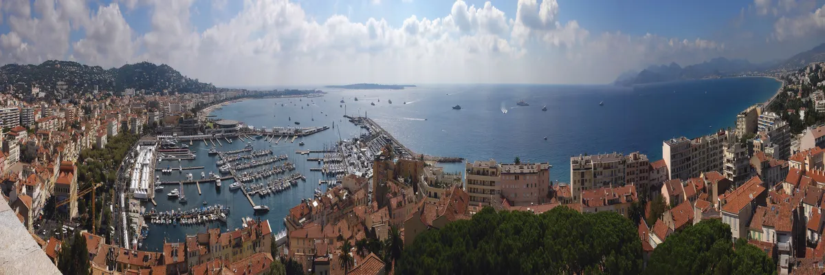 Image Pose abri de piscine Cannes