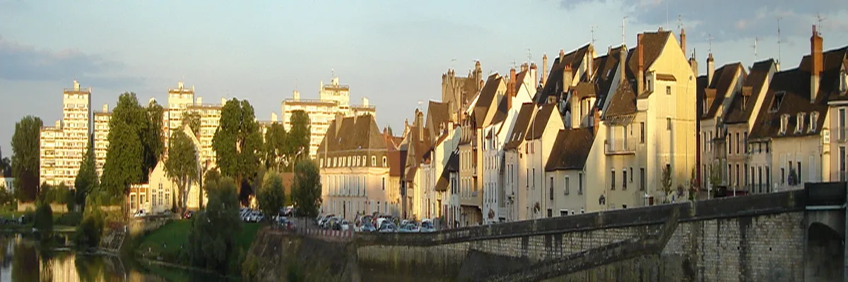 Image Pose abri de piscine Chalon-sur-Saône