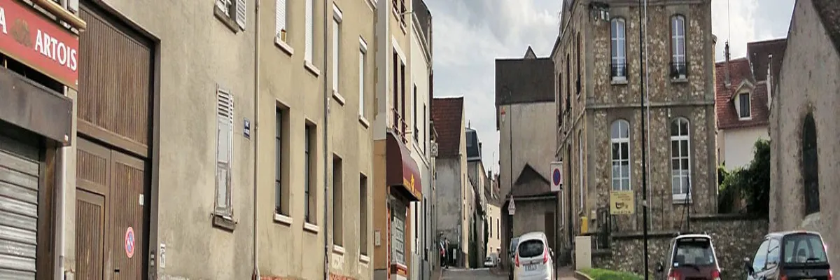 Image Pose abri de piscine Domont