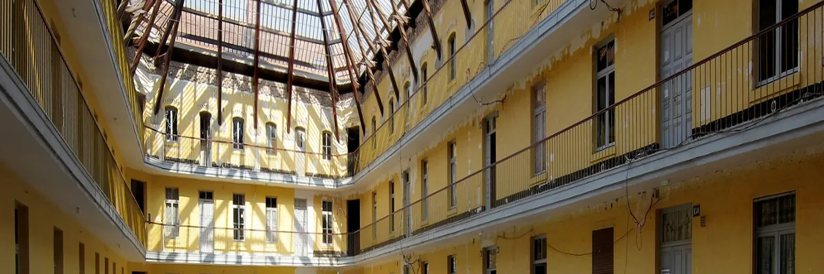 Image Pose abri de piscine Guise