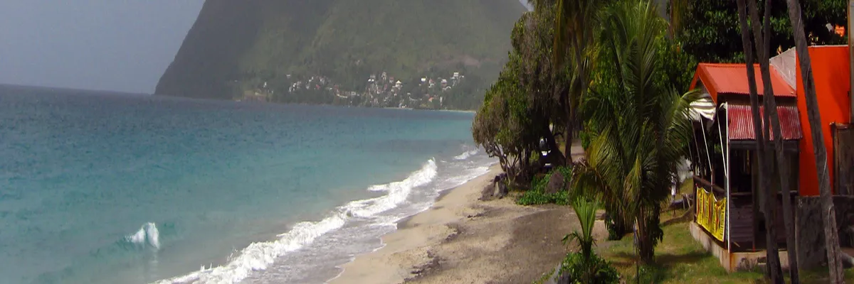 Image Pose abri de piscine Le Diamant