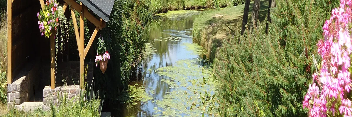 Image Pose abri de piscine Montfort-sur-Meu