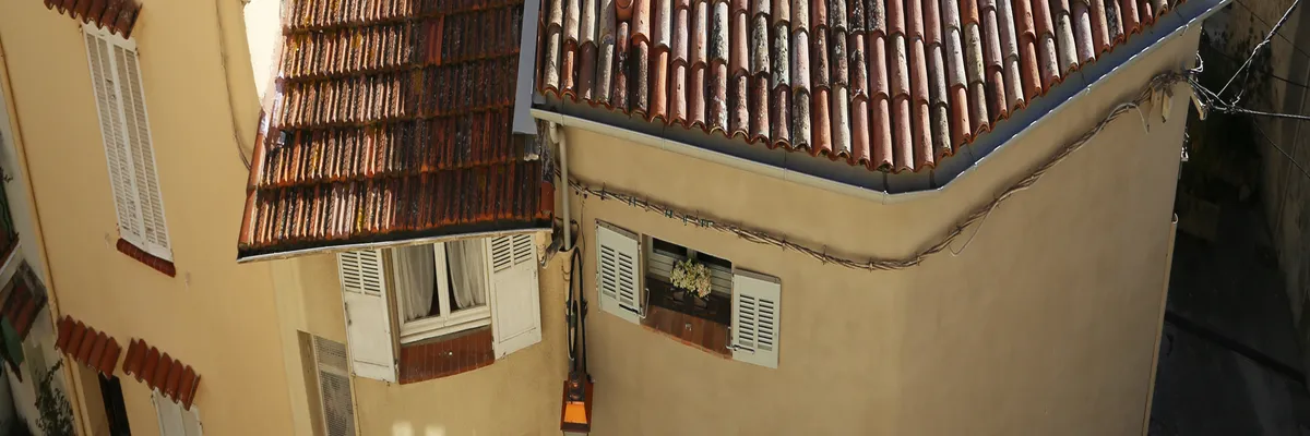 Image Pose abri de piscine Mougins