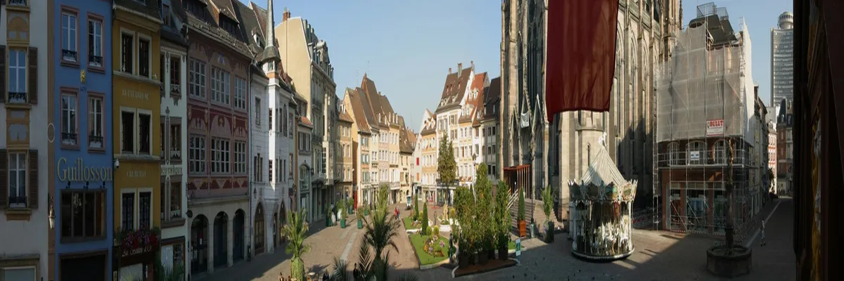 Image Pose abri de piscine Mulhouse