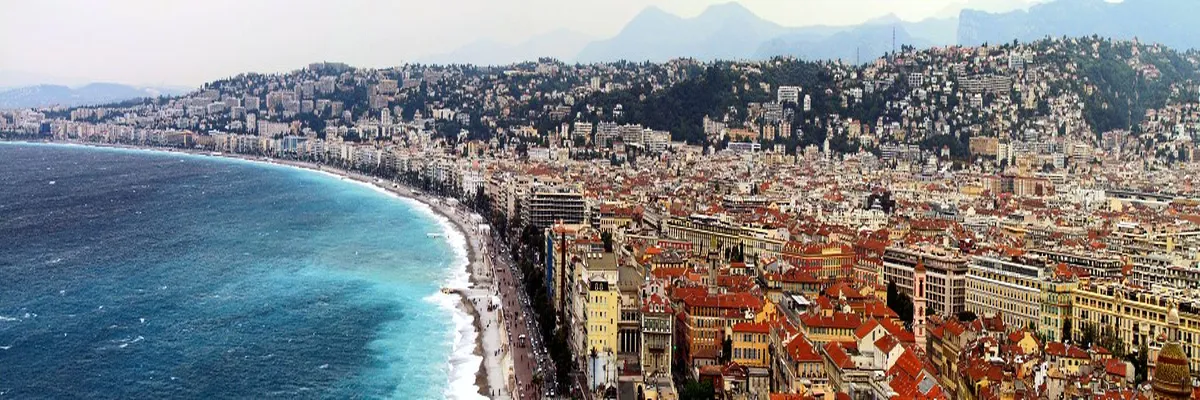 Image Pose abri de piscine Nice