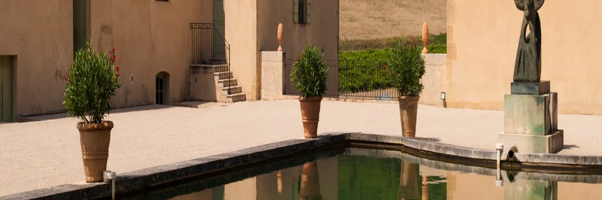 Image Pose abri de piscine Pertuis