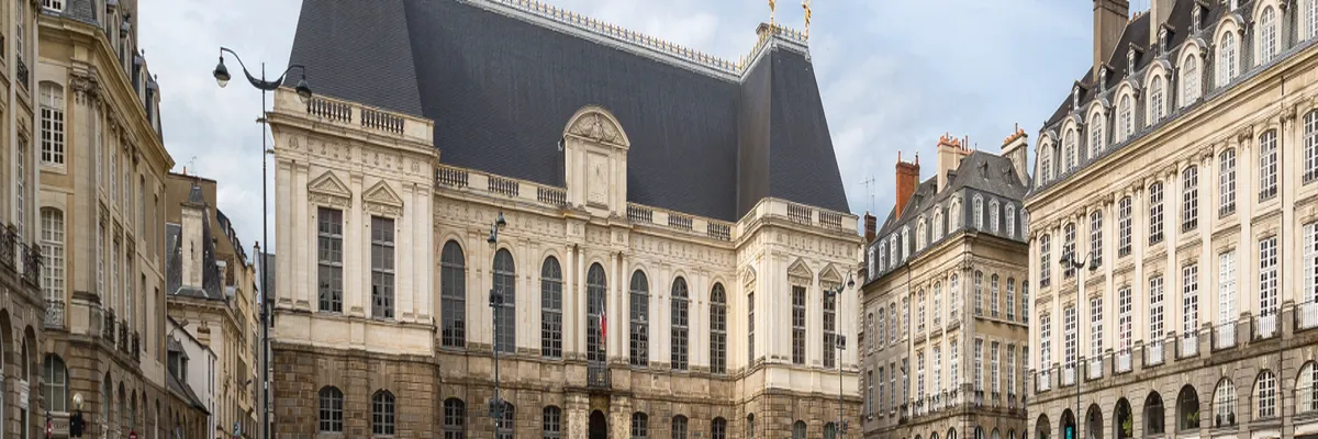 Image Pose abri de piscine Rennes