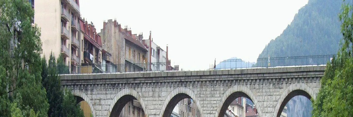 Image Pose abri de piscine Saint-Claude