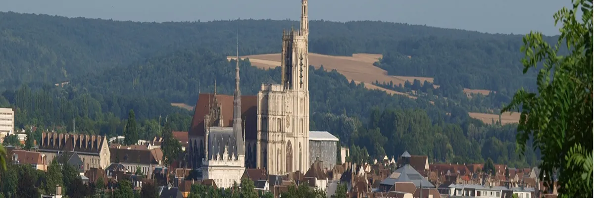 Image Pose abri de piscine Sens