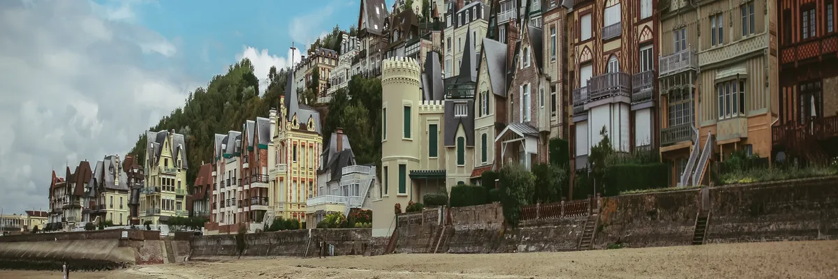 Image Pose abri de piscine Trouville-sur-Mer