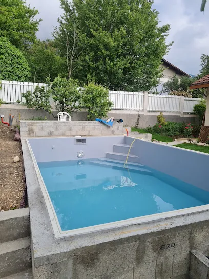 Image de Cham' Pisciniste | Construction, rénovation & entretien de piscines